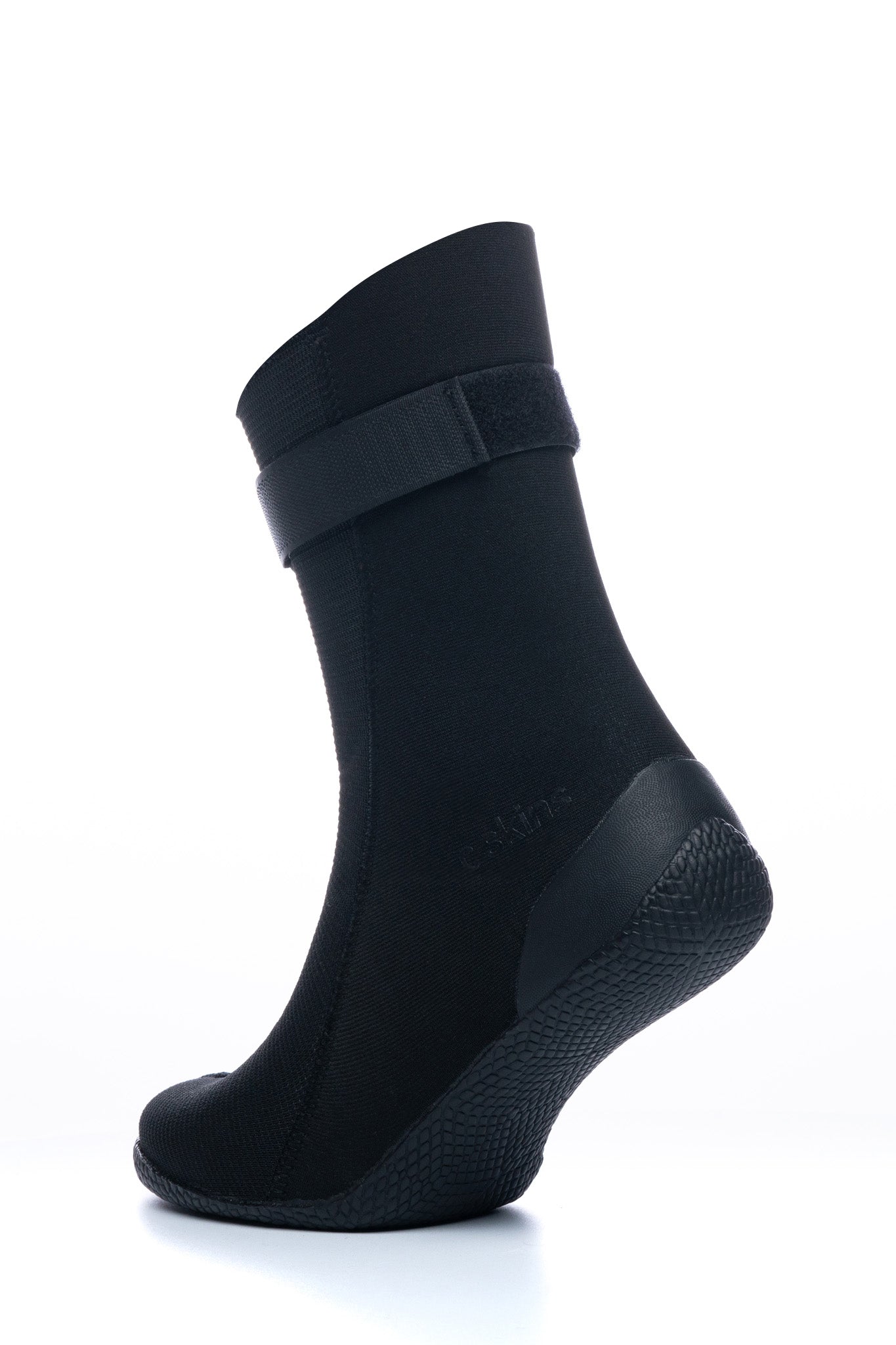Blackout 3mm Split Toe Boots